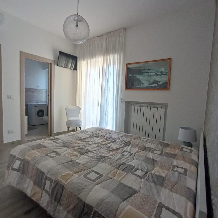 Piazza Mazzini 21 Apartment Loano Exterior photo