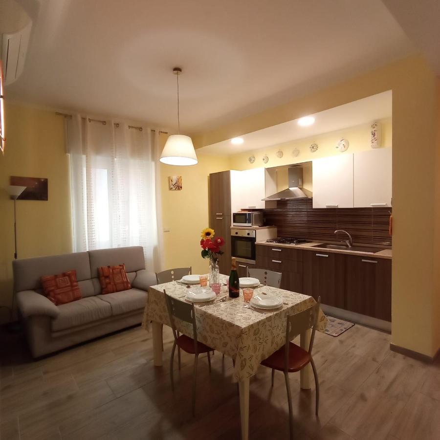 Piazza Mazzini 21 Apartment Loano Exterior photo