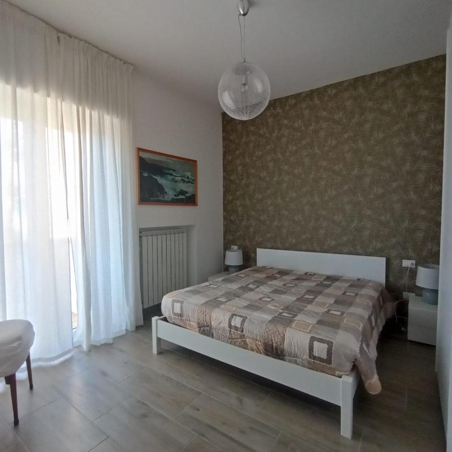 Piazza Mazzini 21 Apartment Loano Exterior photo